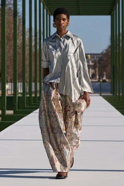Look 34